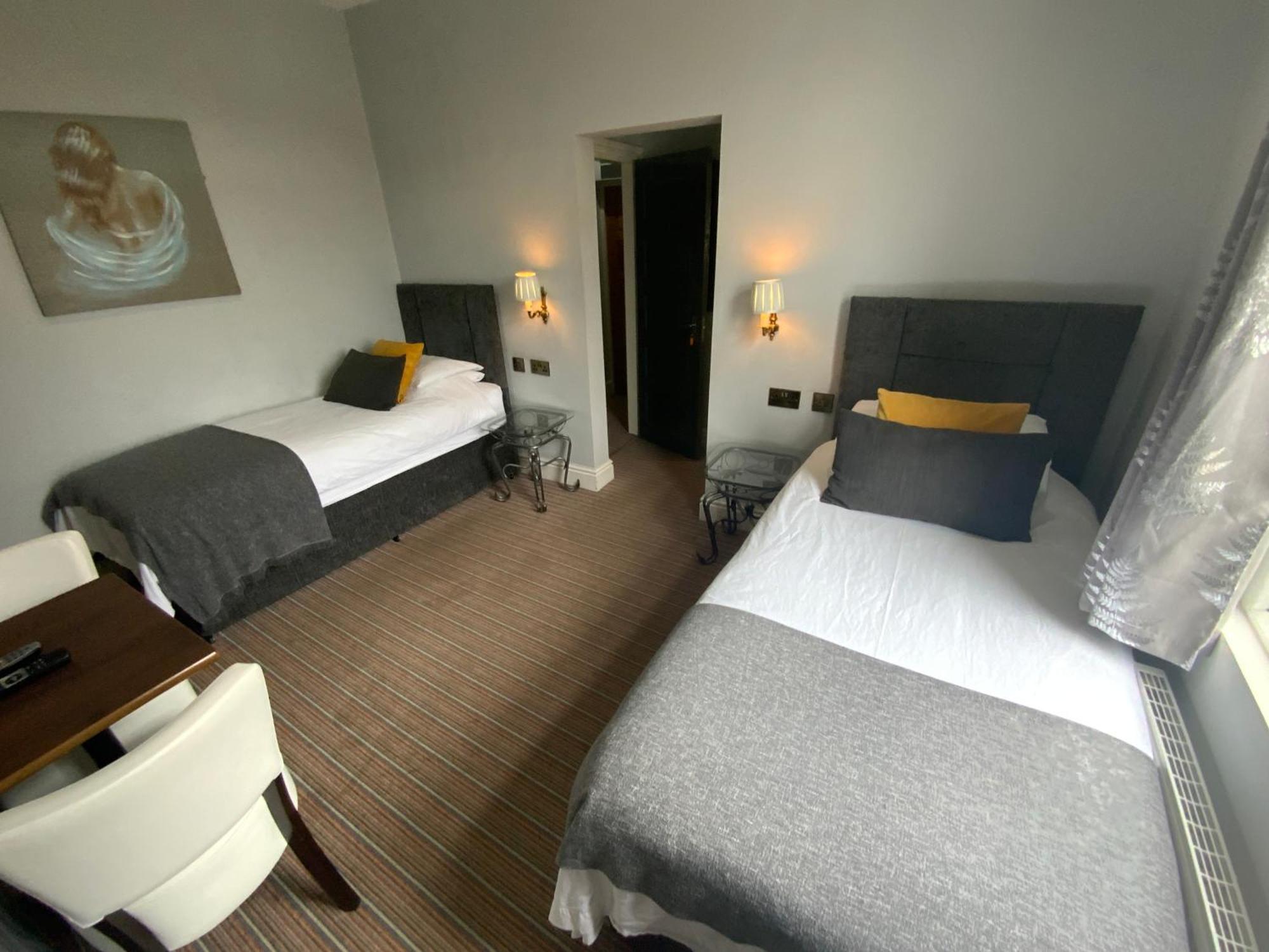 Wheldale Hotel Касълфорд Екстериор снимка